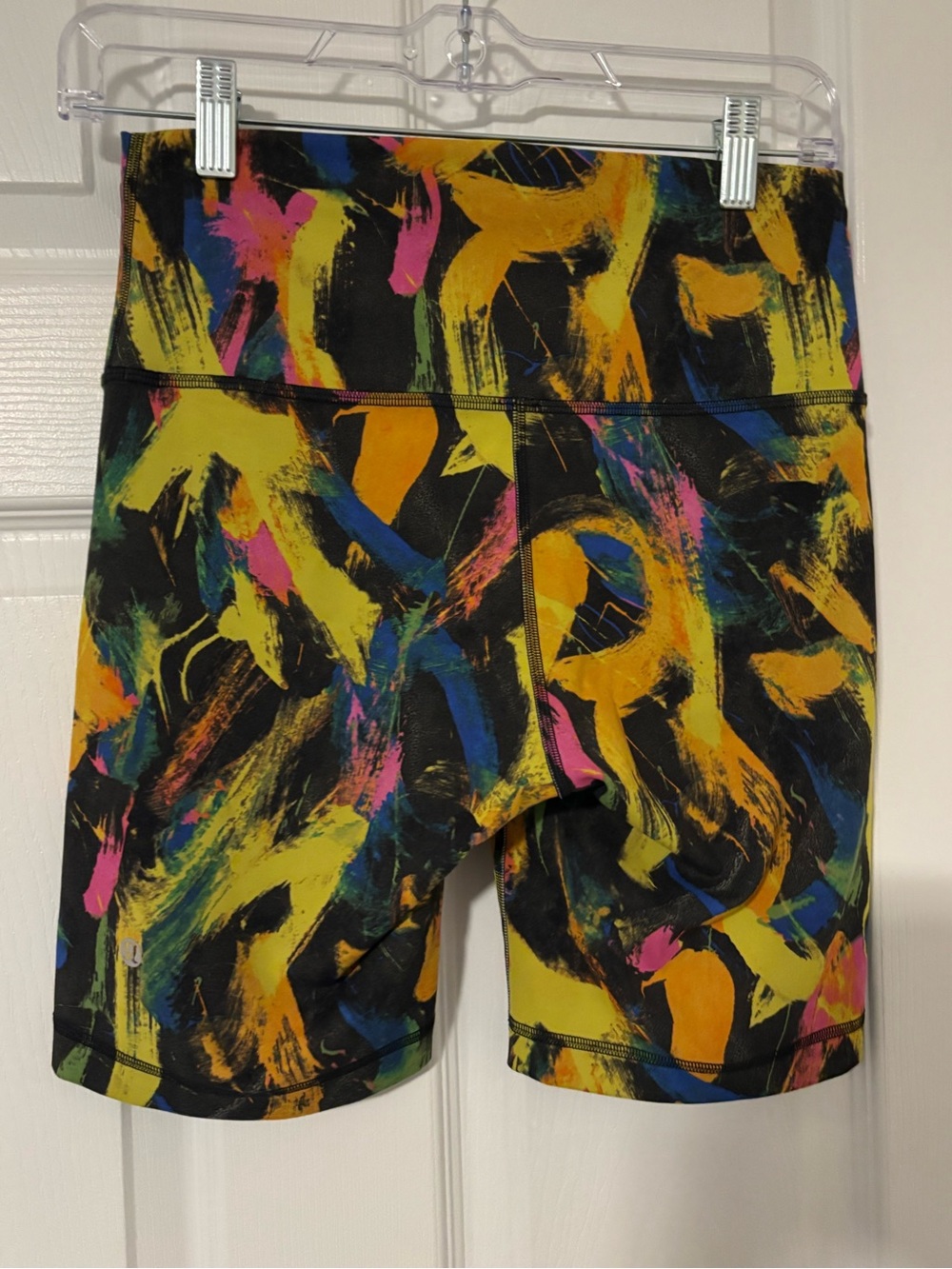 Lululemon Wunder Under / Wunder Train Bike Shorts – Paint Stroke Print Sz 8 - Picture 2 of 9